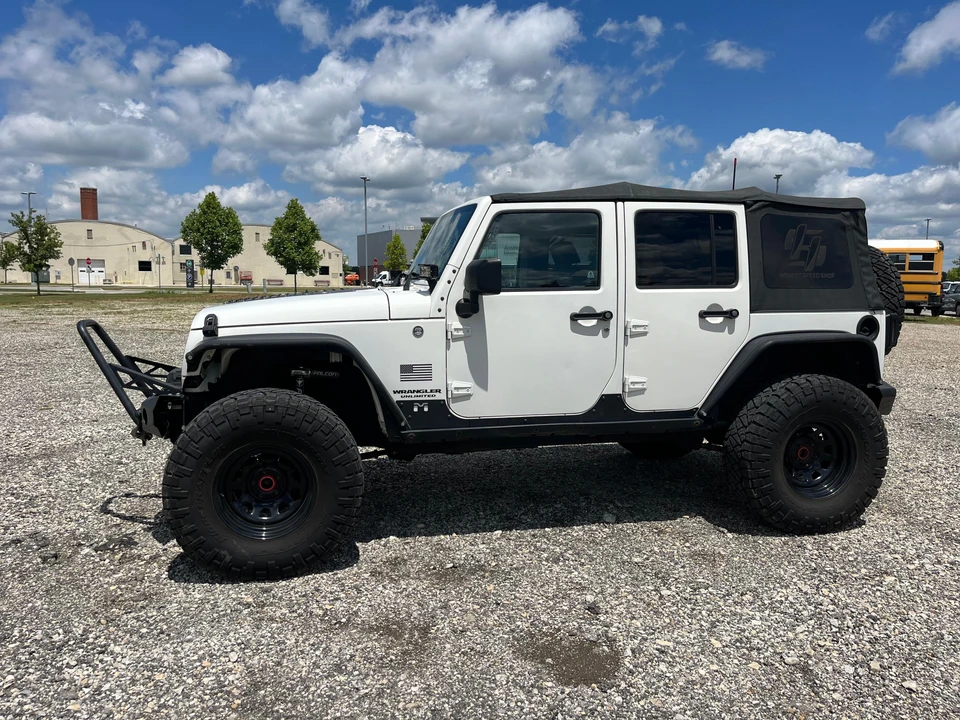 2010 Jeep JK Wrangler - Image 8 of 31