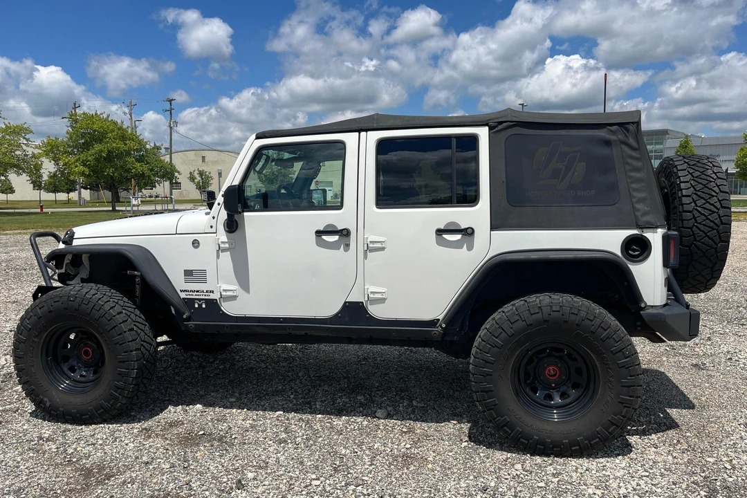 2010 Jeep JK Wrangler - Image 3 of 31