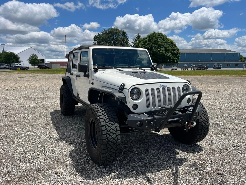 2010 Jeep JK Wrangler - Image 12 of 31