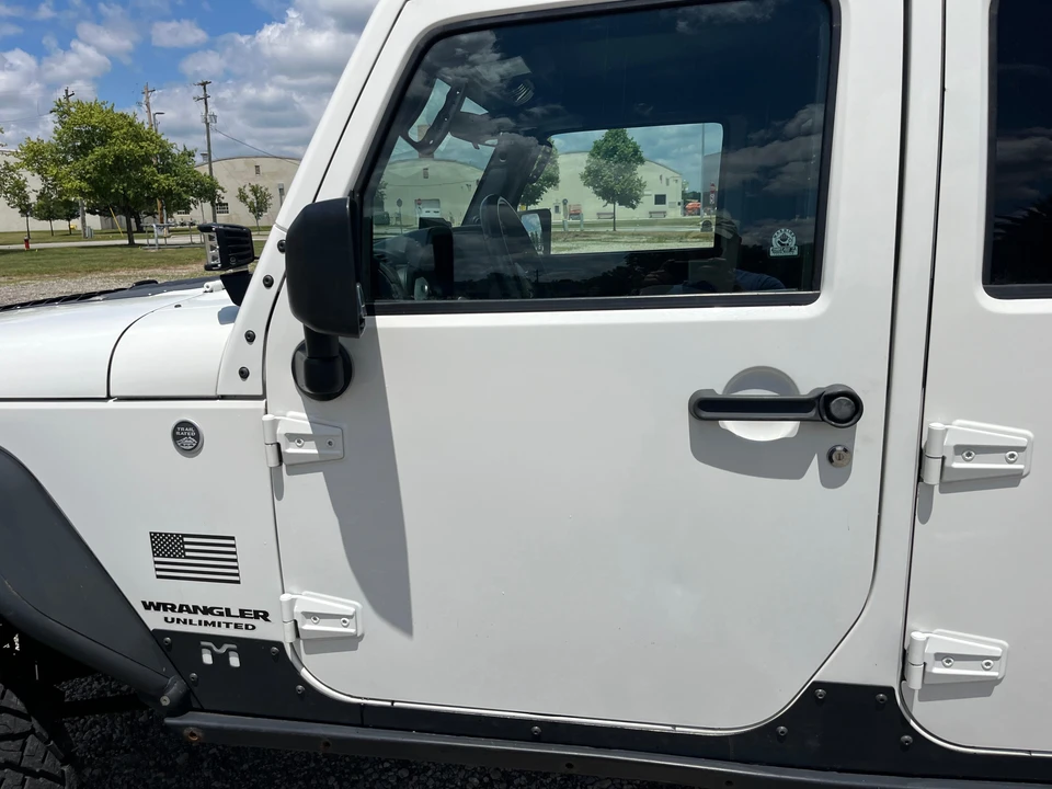 2010 Jeep JK Wrangler - Image 28 of 31