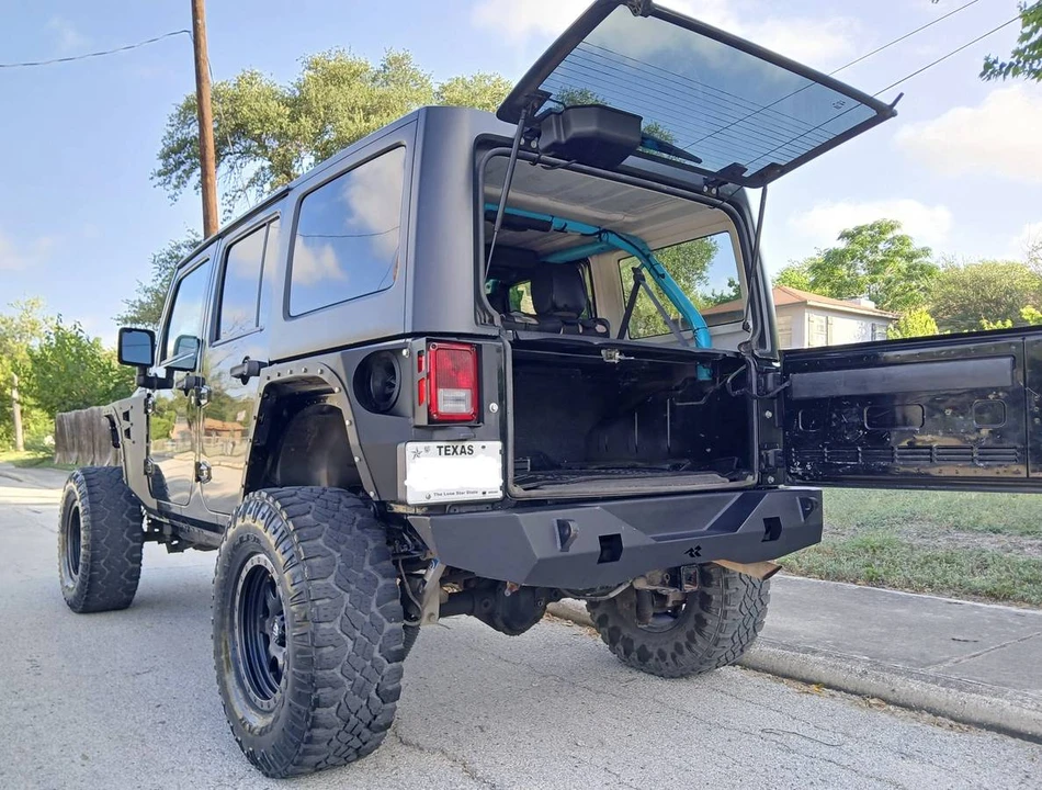 2010 Jeep JK Wrangler - Image 16 of 17