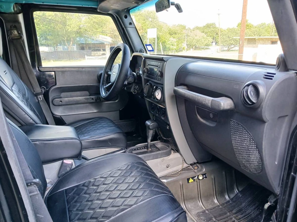 2010 Jeep JK Wrangler - Image 9 of 17