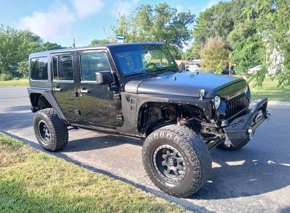 2010 Jeep JK Wrangler - Image 5 of 17