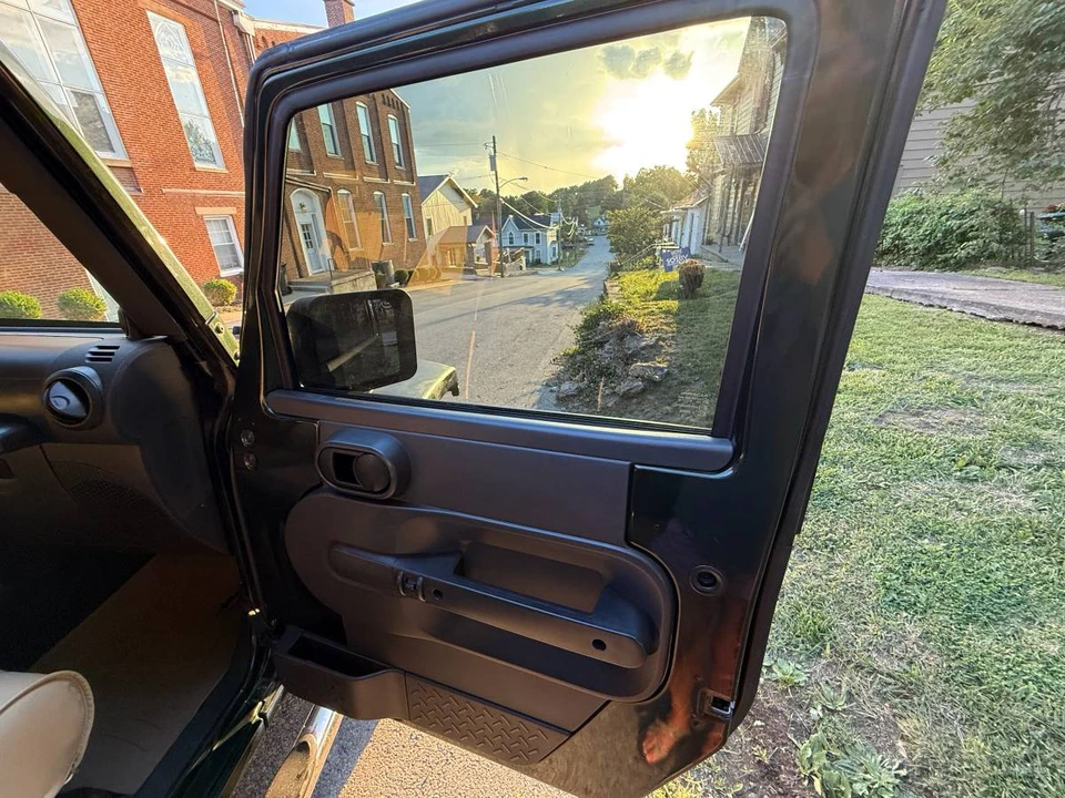 2010 Jeep JK Wrangler - Image 5 of 22