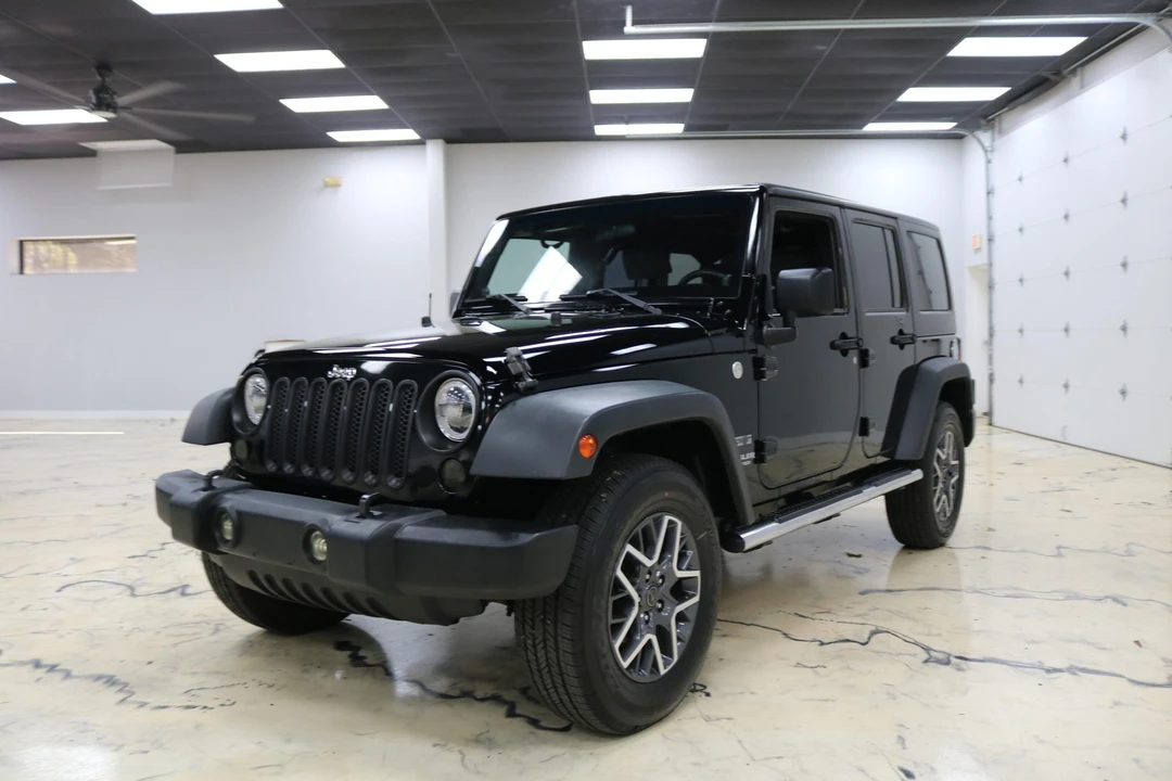 2010 Jeep JK Wrangler - Image 2 of 31
