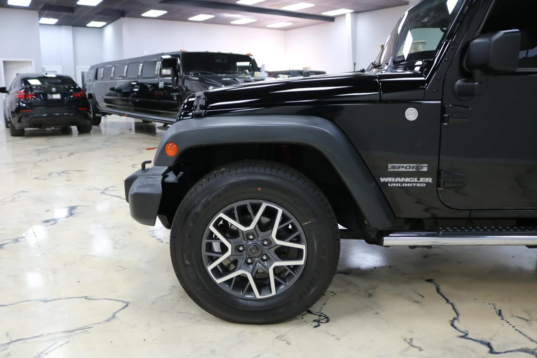2010 Jeep JK Wrangler - Image 28 of 31