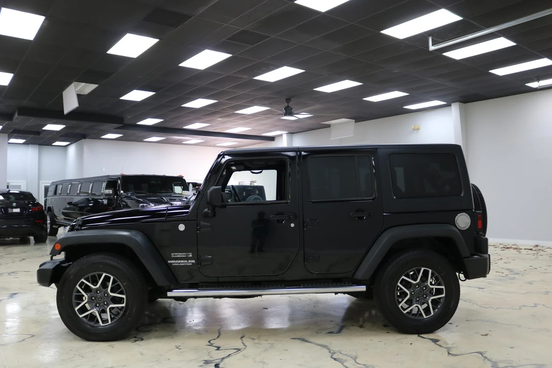 2010 Jeep JK Wrangler - Image 8 of 31