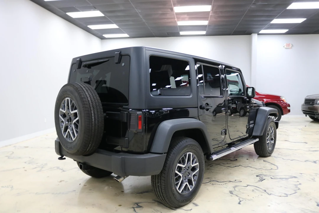 2010 Jeep JK Wrangler - Image 12 of 31