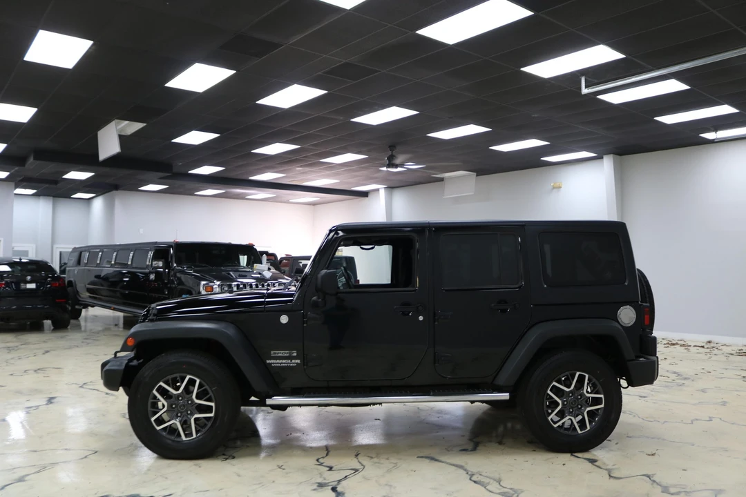 2010 Jeep JK Wrangler - Image 7 of 31