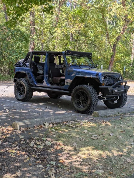 2010 Jeep JK Wrangler - Image 3 of 24