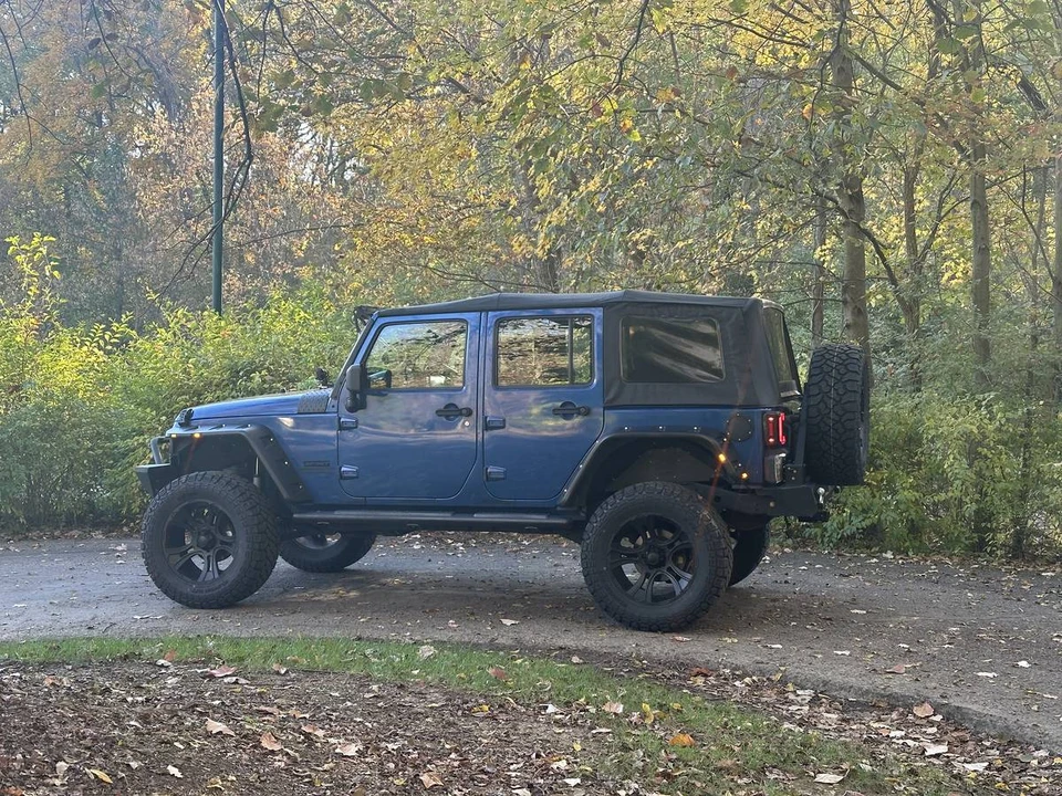 2010 Jeep JK Wrangler - Image 14 of 24
