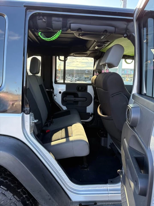 2010 Jeep JK Wrangler - Image 11 of 20