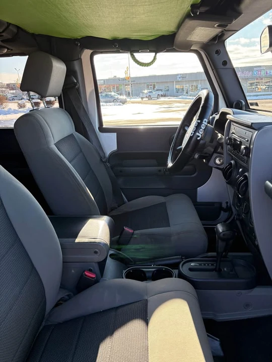 2010 Jeep JK Wrangler - Image 13 of 20