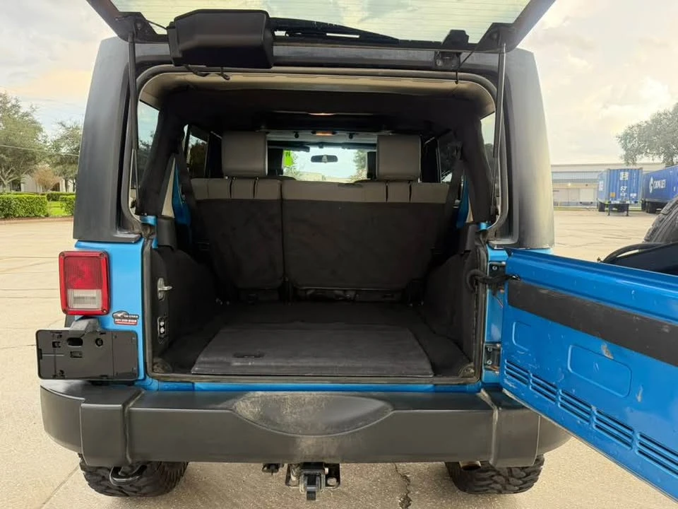 2010 Jeep JK Wrangler - Image 15 of 18