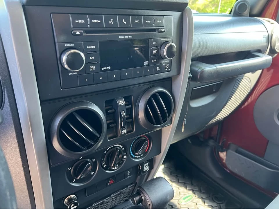 2010 Jeep JK Wrangler - Image 13 of 20