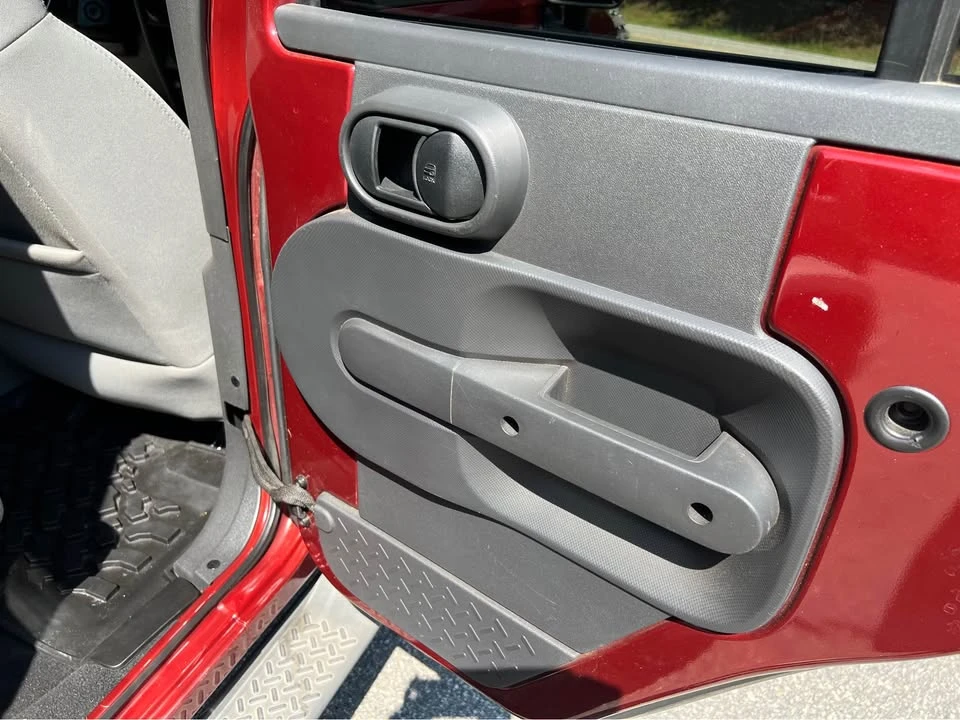 2010 Jeep JK Wrangler - Image 18 of 20