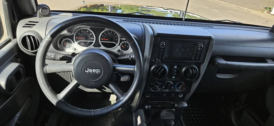 2010 Jeep JK Wrangler - Image 6 of 10