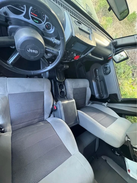 2010 Jeep JK Wrangler - Image 10 of 15