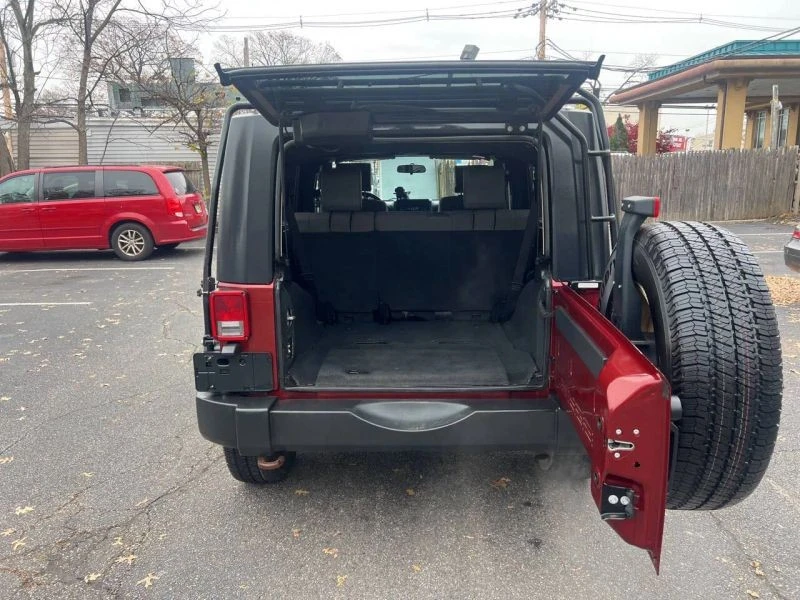 2010 Jeep JK Wrangler - Image 11 of 12