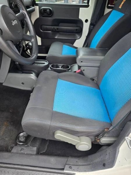 2010 Jeep JK Wrangler - Image 6 of 7