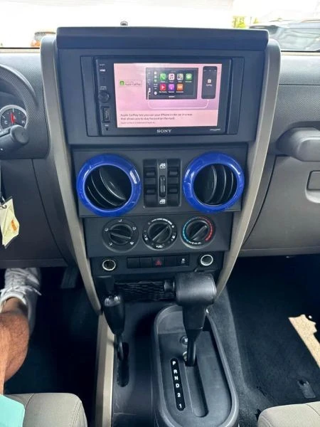 2010 Jeep JK Wrangler - Image 10 of 12