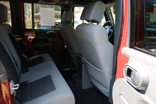 2010 Jeep JK Wrangler - Image 14 of 21