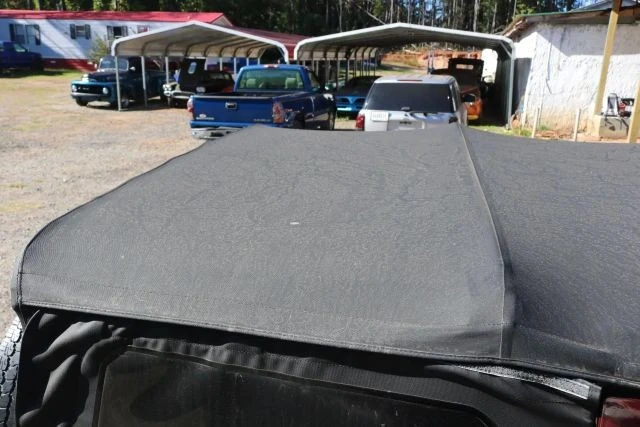 2010 Jeep - Image 17 of 27