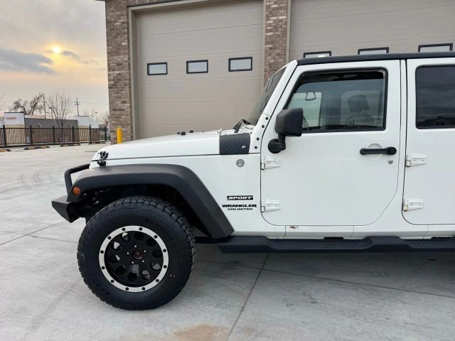 2010 Jeep JK Wrangler - Image 2 of 21