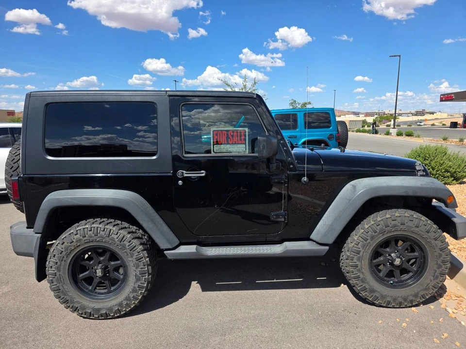 2010 Jeep JK Wrangler - Image 4 of 4