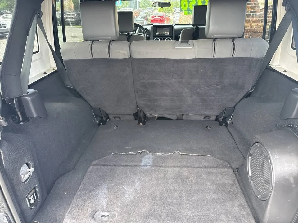 2010 Jeep JK Wrangler - Image 9 of 12