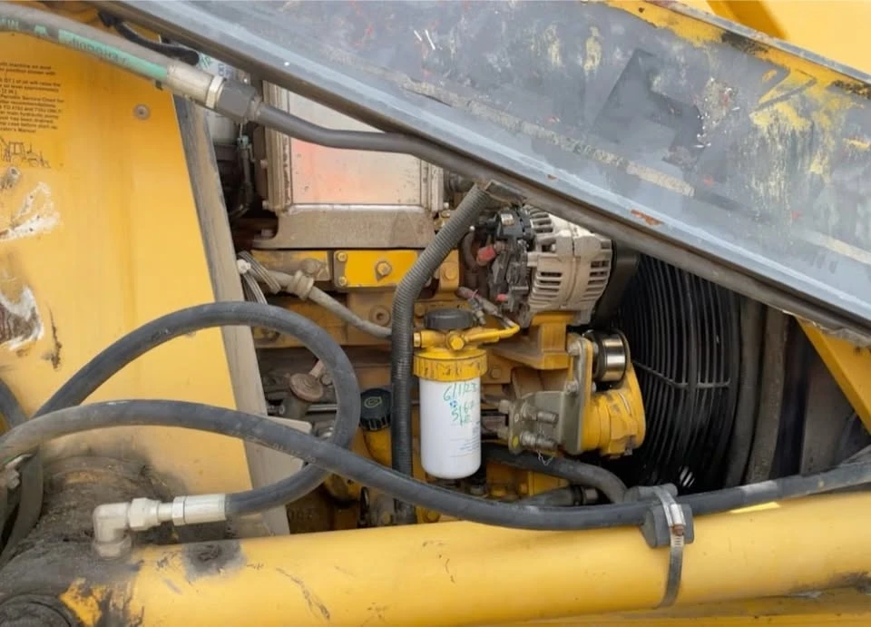 2010 John Deere - Image 3 of 3