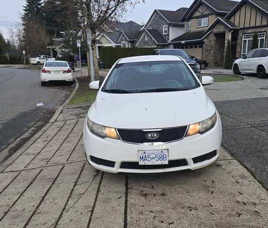 2010 Kia Forte - Image 6 of 10