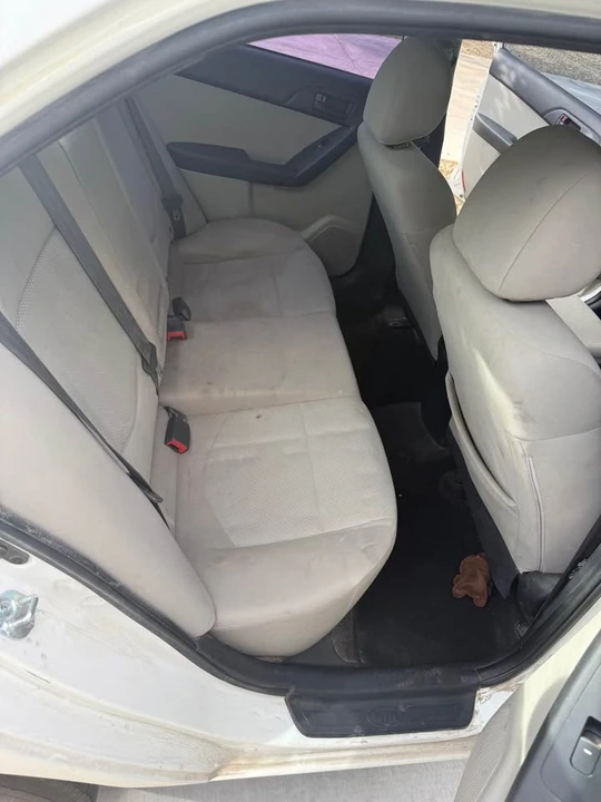 2010 Kia Forte - Image 6 of 7