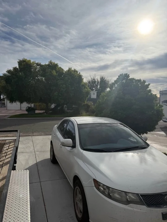 2010 Kia Forte - Image 2 of 7