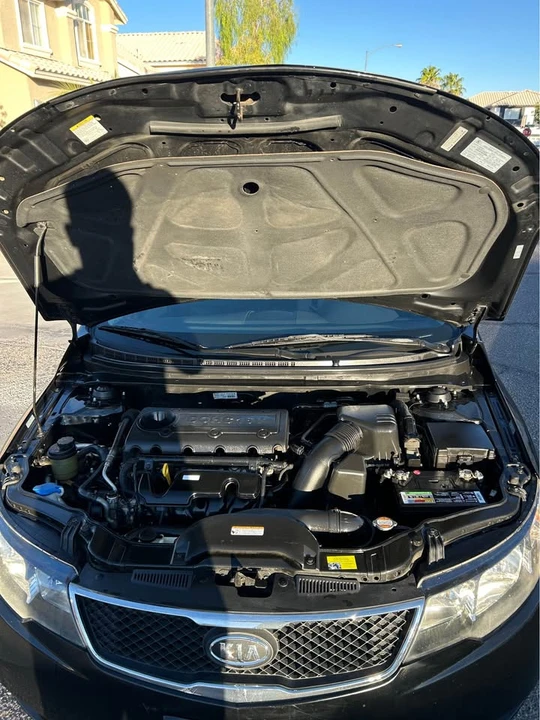 2010 Kia Forte - Image 9 of 12