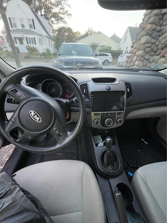 2010 Kia Forte - Image 9 of 9