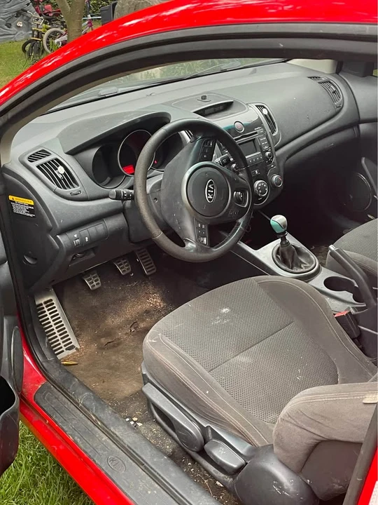 2010 Kia Forte - Image 3 of 3