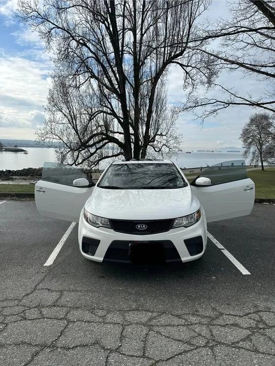 2010 Kia Forte - Image 7 of 8