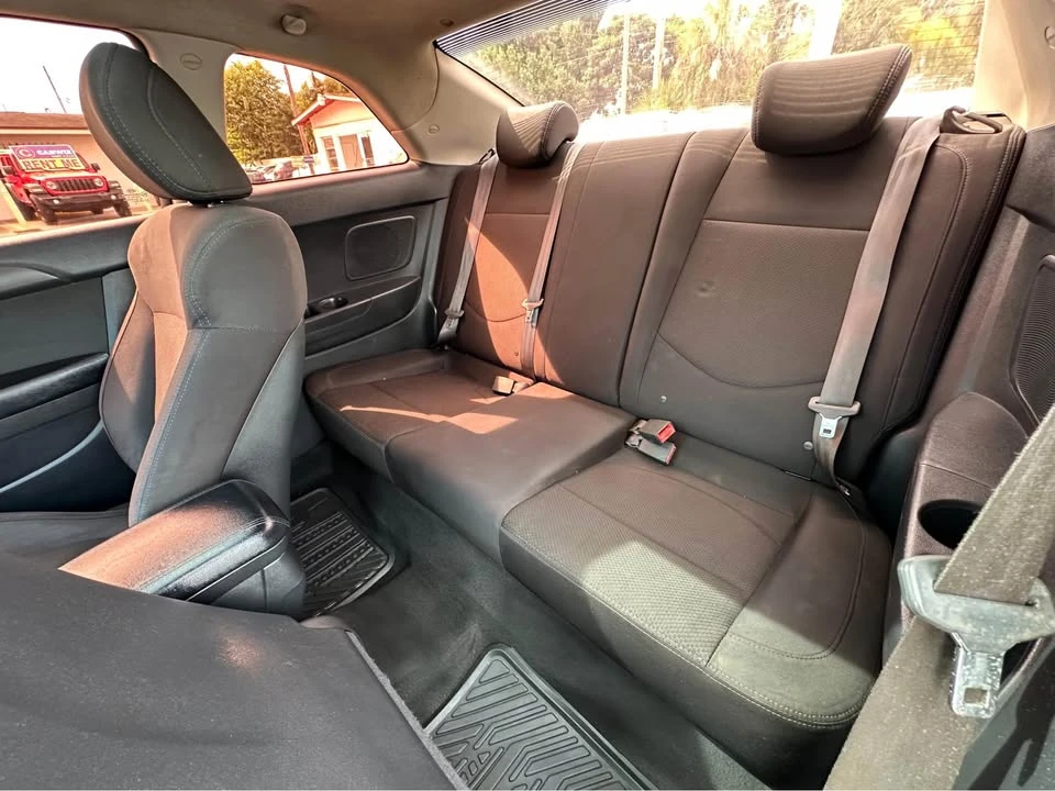 2010 Kia Forte - Image 9 of 14