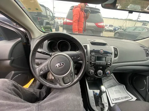 2010 Kia Forte Koup EX Coupe 2D