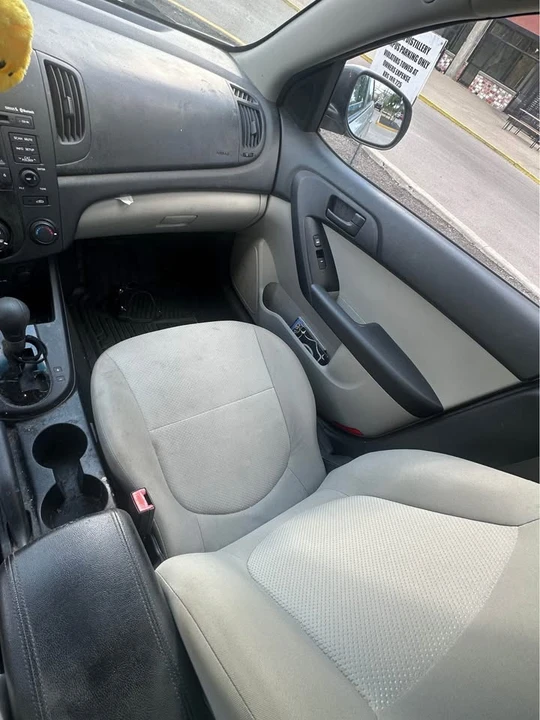 2010 Kia Forte - Image 9 of 10