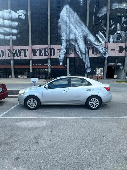 2010 Kia Forte - Image 3 of 10