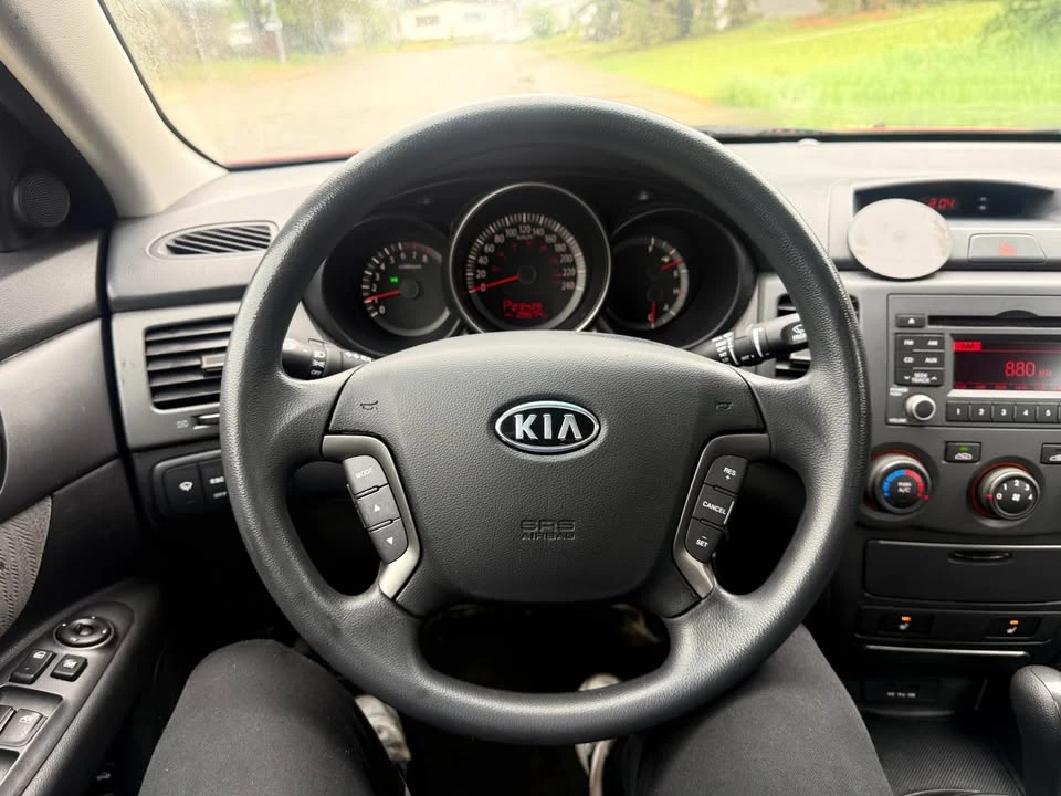 2010 Kia Optima/K5 - Image 10 of 11