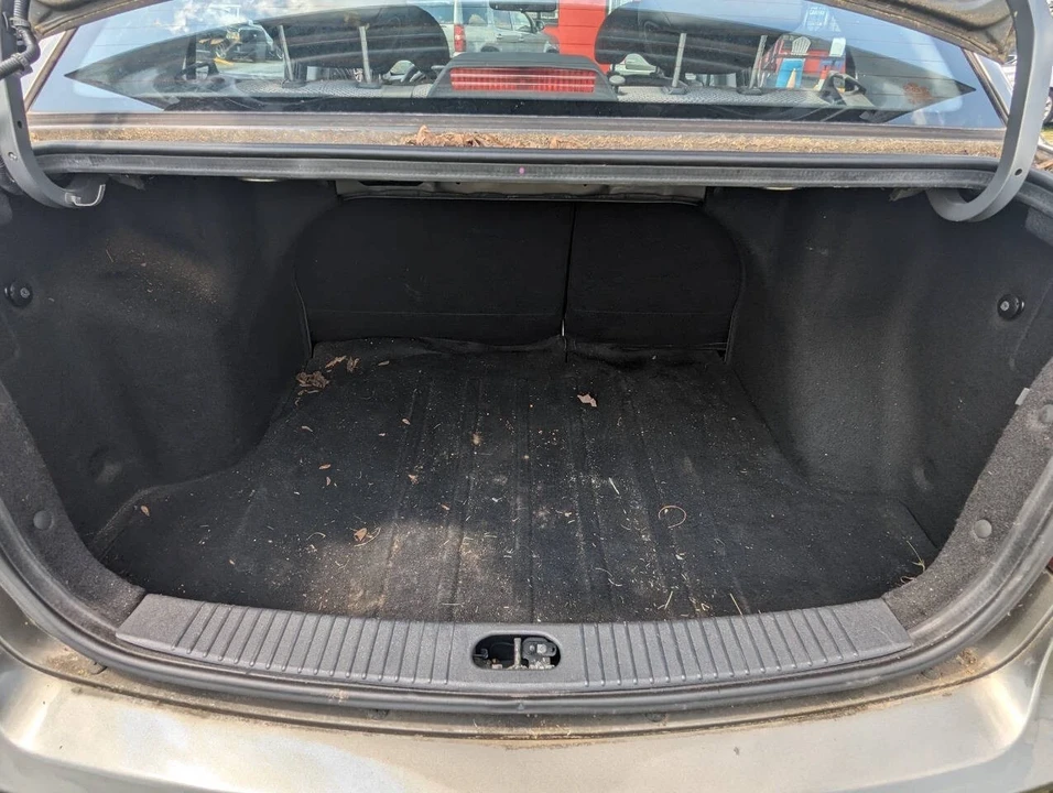 2010 Kia Rio - Image 13 of 21