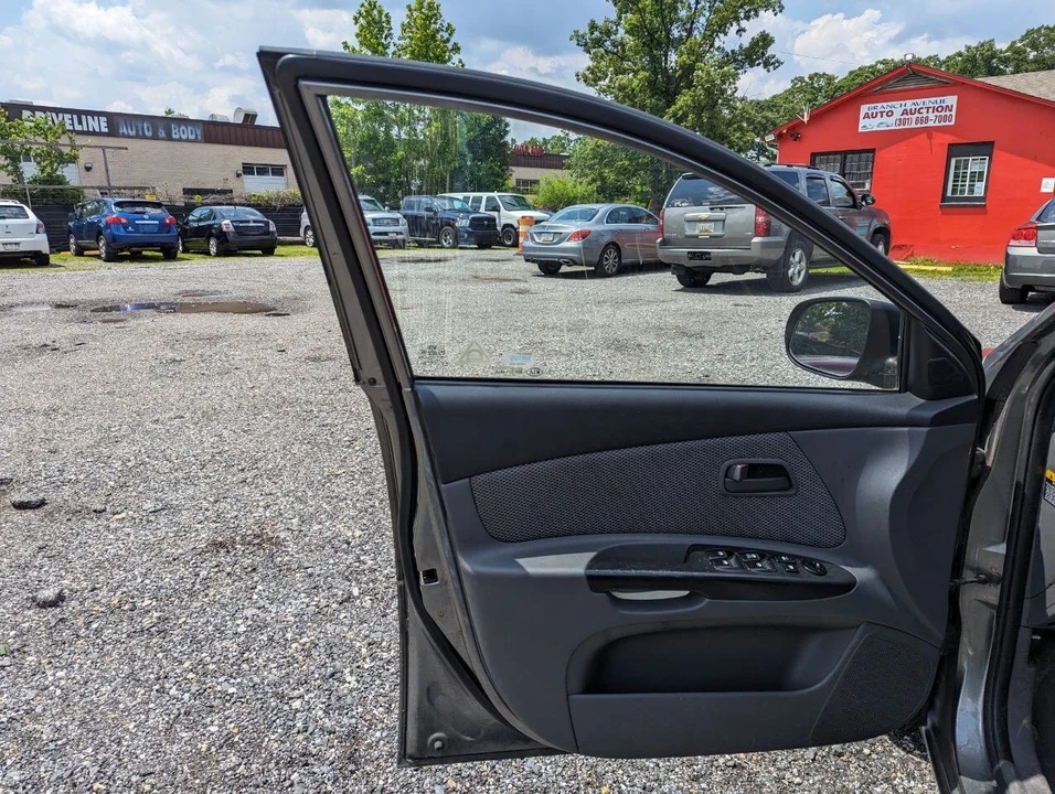 2010 Kia Rio - Image 19 of 21