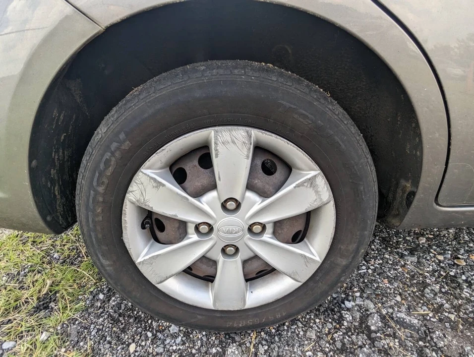 2010 Kia Rio - Image 10 of 21