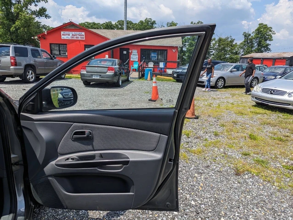 2010 Kia Rio - Image 17 of 21