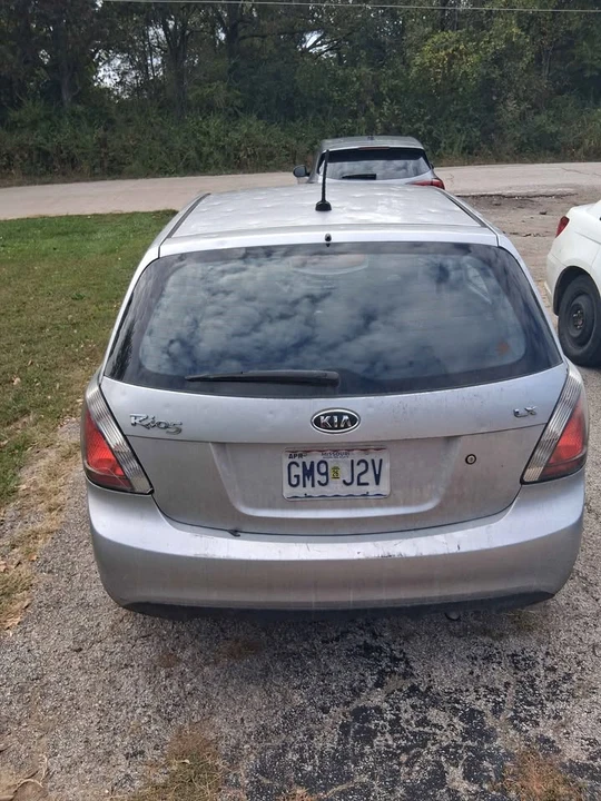 2010 Kia Rio - Image 4 of 4