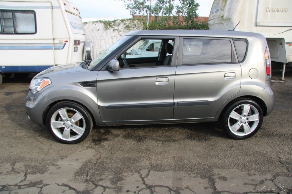 2010 Kia Soul - Image 3 of 21