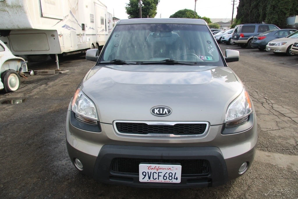 2010 Kia Soul - Image 9 of 21